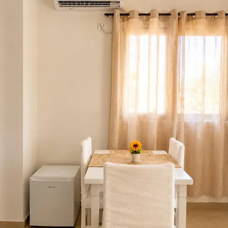 Take House Apartman *
